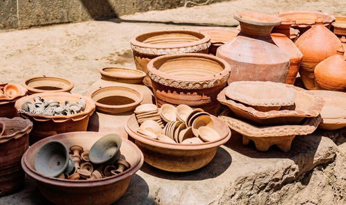 时光窑火 探访中世纪陶瓷广场的陶艺奇境